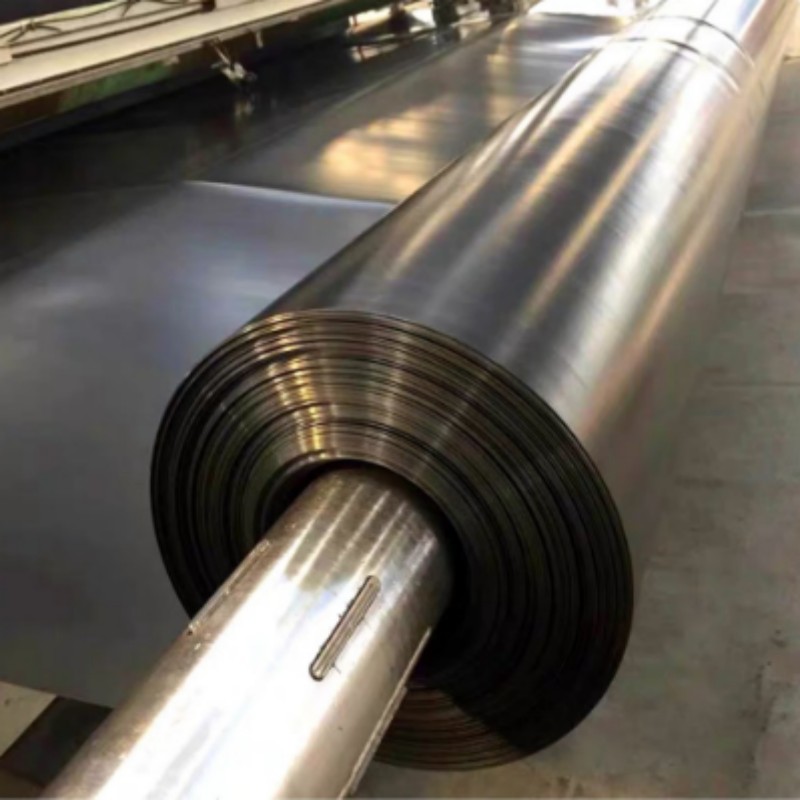 Geomembran HDPE Lebar 10m: Ideal untuk Aplikasi Skala Besar
