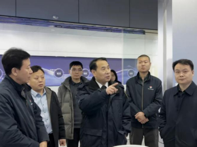 Des délégations gouvernementales se rendent chez Haoyang Environmental pour stimuler le commerce mondial des géomembranes et des matériaux géosynthétiques de Haoyang.