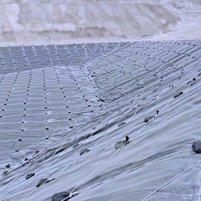 غشاء البولي إيثيلين عالي الكثافة (HDPE) لمشاريع التعدين: مقاومة كيميائية ومتانة يمكنك الوثوق بها